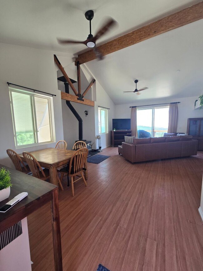 Building Photo - Peaceful Mountain Home in the Woods of Cuy...