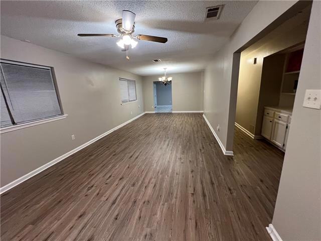 Building Photo - 4853 Metropolitan Dr