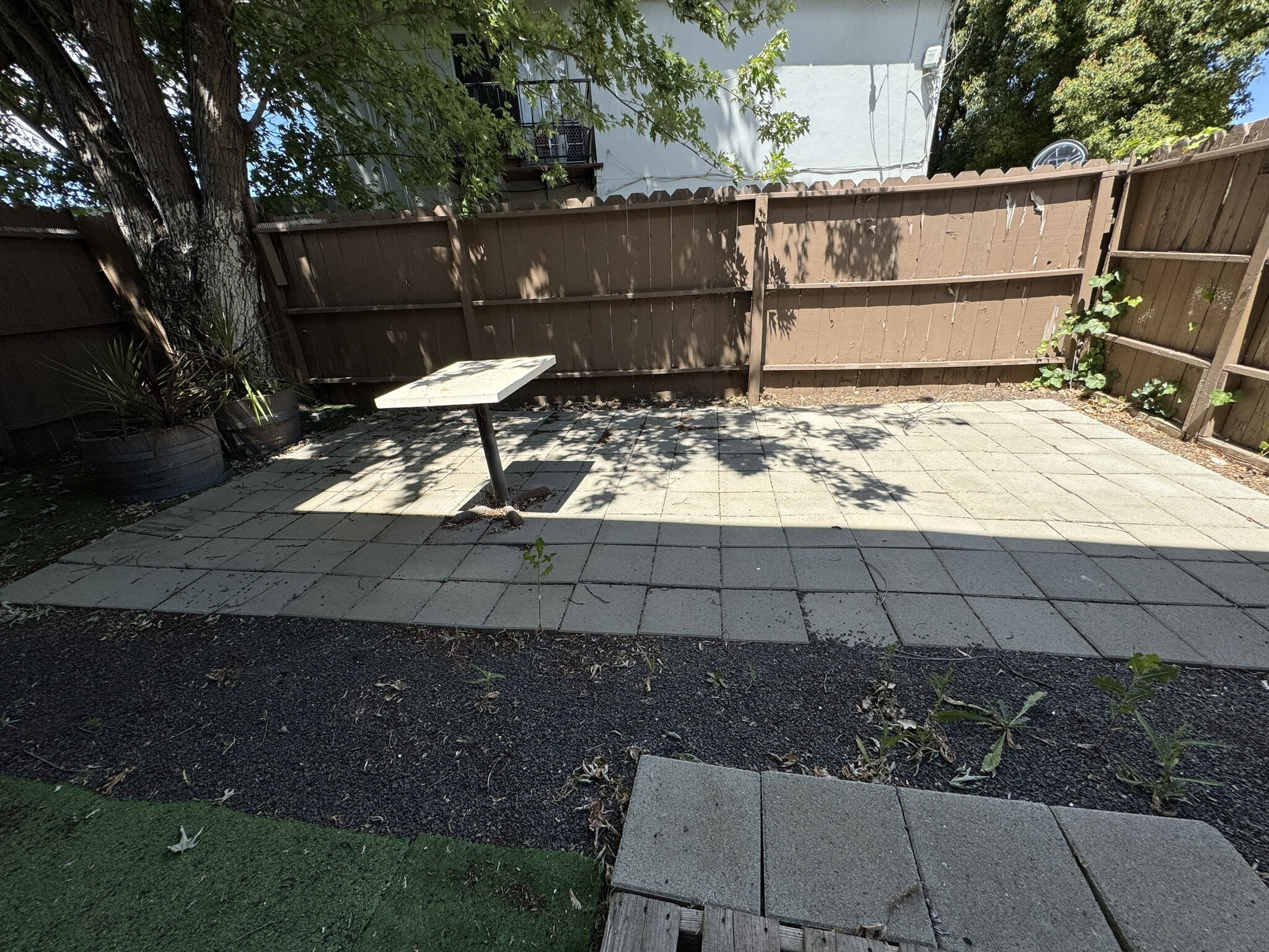 Building Photo - 1712 Arthur Ct