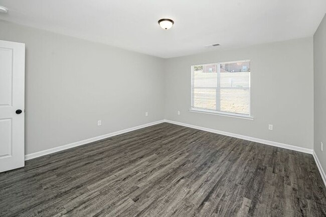 Building Photo - Don't miss this new construction 3 bed/2 bath Hueytown home! Coming Early March!