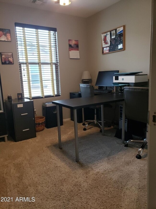 Building Photo - 16345 W Latham St