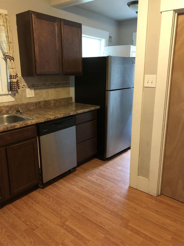 Building Photo - 810 21st St