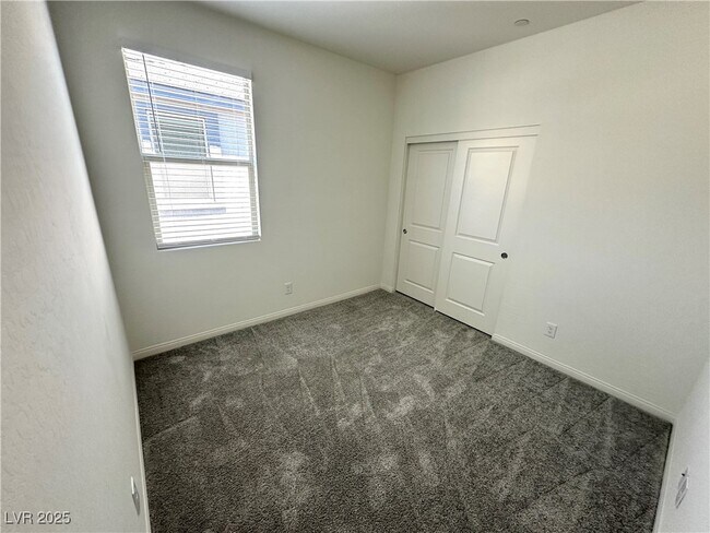 Building Photo - 1570 Crowned Eagle St
