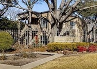 Building Photo - 10432 High Hollows Dr
