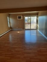 Building Photo - 177 Woodland Dr