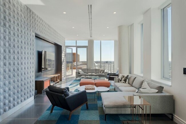 Building Photo - 300 Ashland Pl