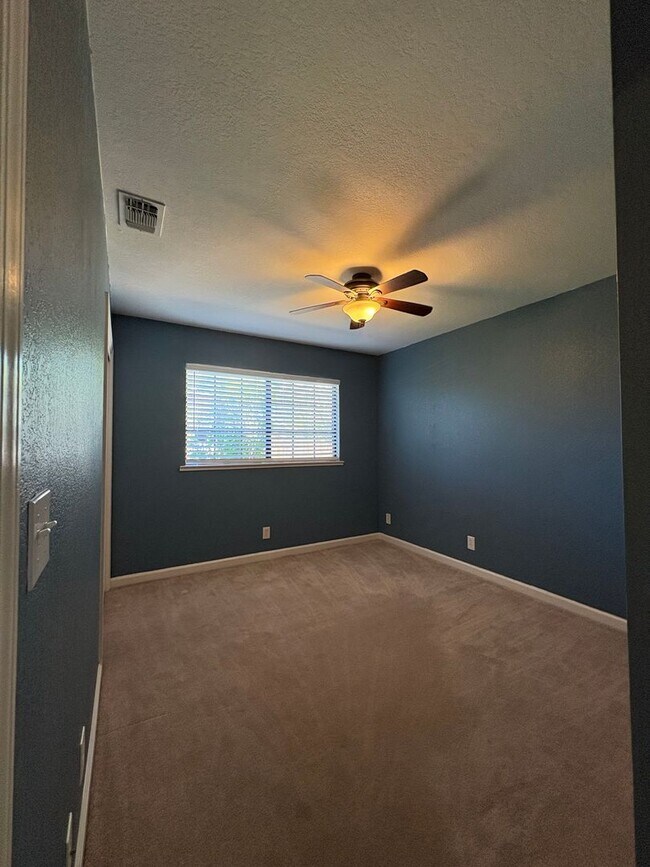 Building Photo - Your Private Escape – Charming Ranch-Style Home with Room to Breathe!