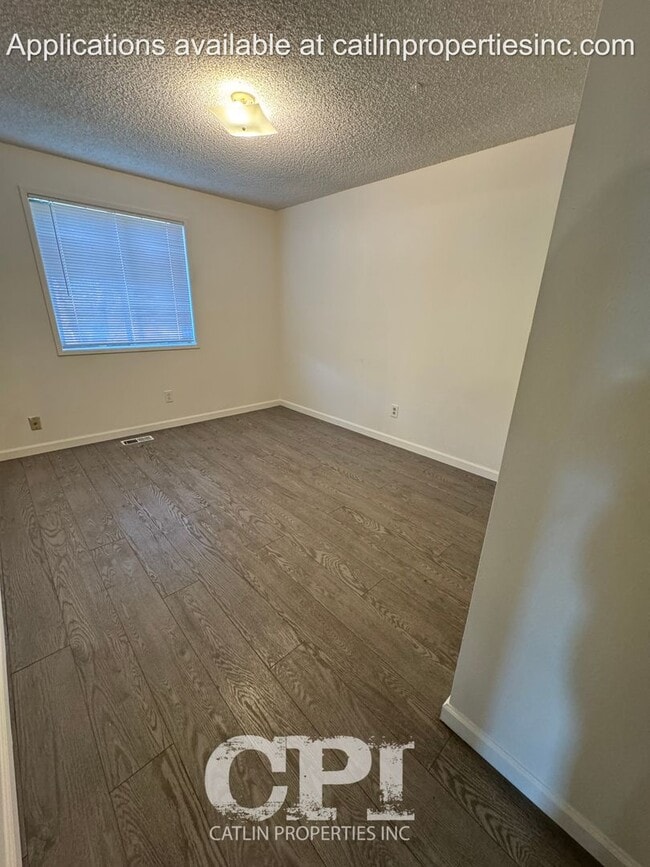 Building Photo - 410 Brierwood Ct SE