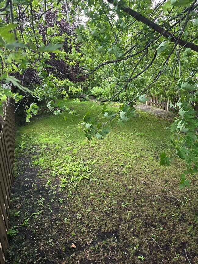 Building Photo - "Charming 3-Bedroom Fargo Home with 2 Full...
