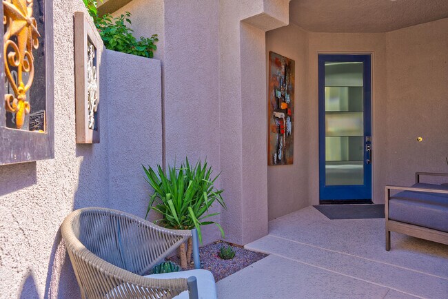 Building Photo - 67718 S Laguna Dr