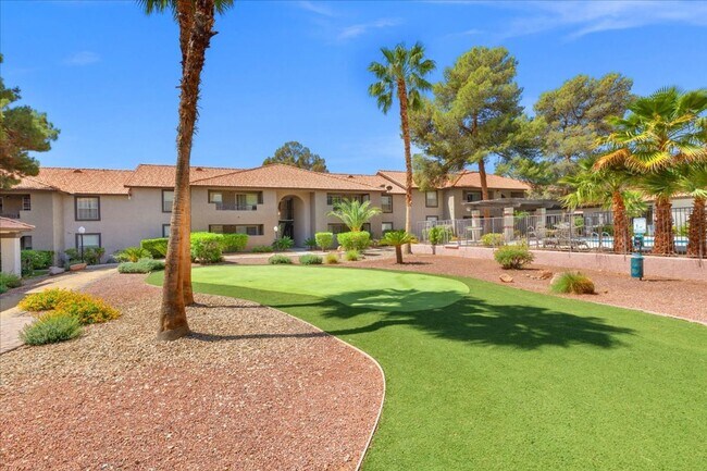 Building Photo - Beautiful 1 Bedroom 1 Bath Condo - Move In...