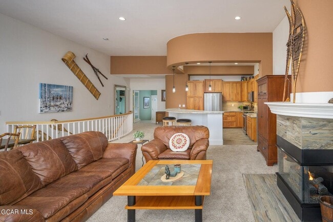 Building Photo - 508 Cranmer Ave