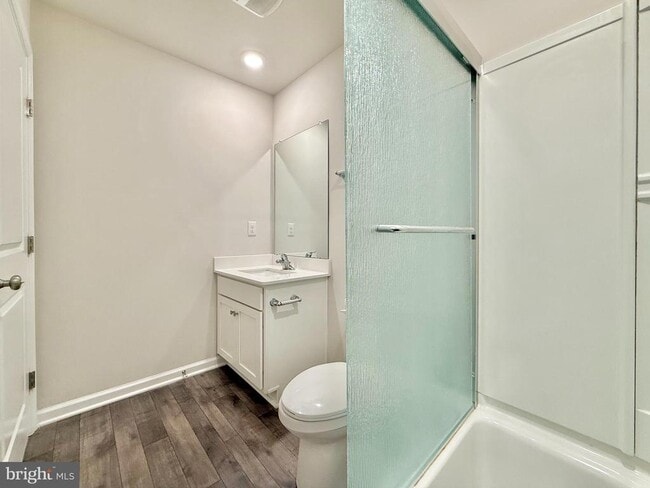 Building Photo - 200 Mazzeo Dr