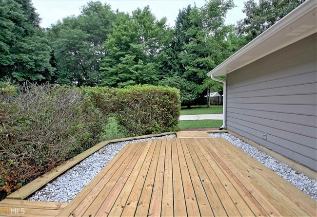Building Photo - 408 Ironwood Way