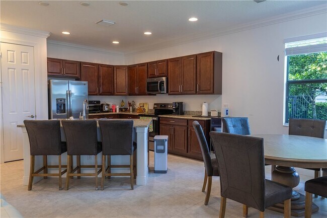 Building Photo - 2589 Bella Vista Cir