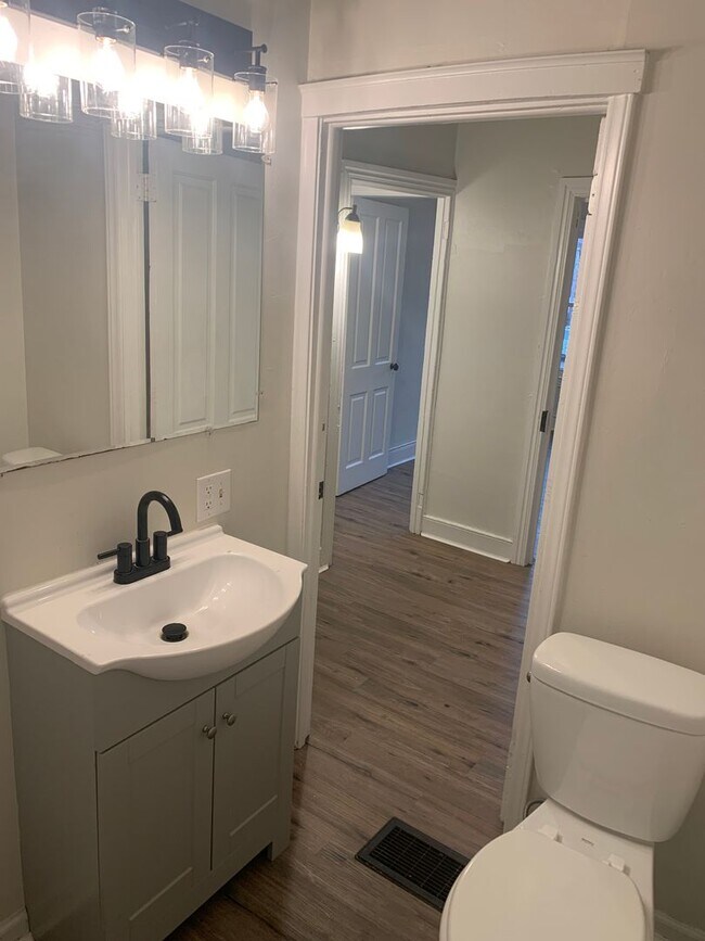 Building Photo - Future Rental-Cozy 1 Bedroom House with bo...