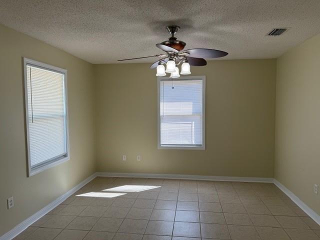 Building Photo - 6644 Belwood Dr E