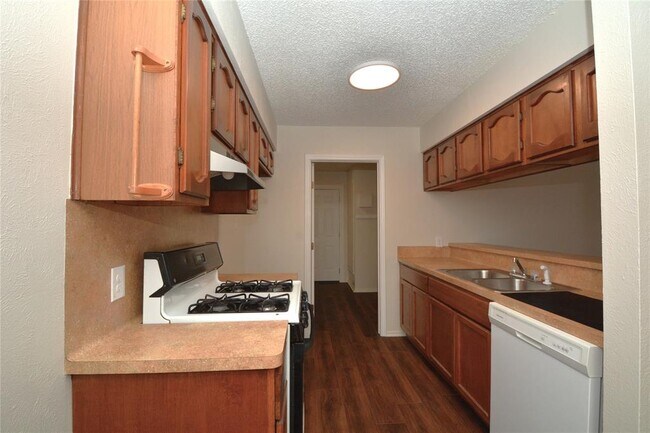 Building Photo - 11314 Walnut Ridge Dr
