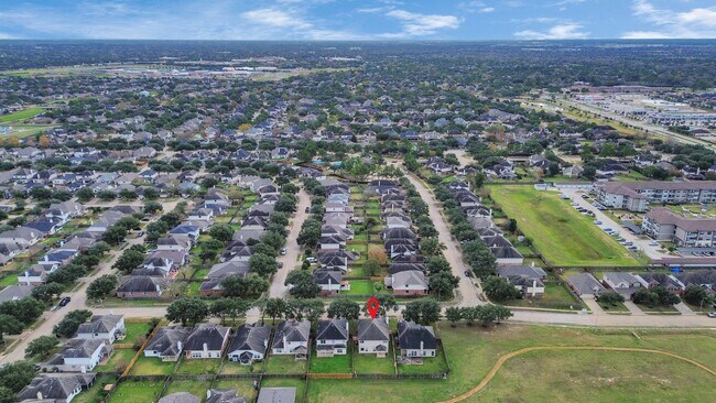 Building Photo - 2730 Empire Oaks Lane