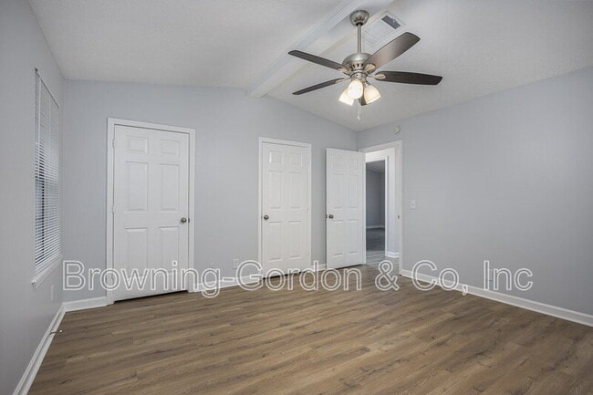 Building Photo - 3332 Oak Trees Ct
