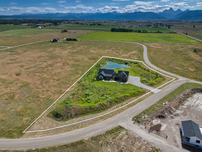 Building Photo - 4742 Heads Up Rd