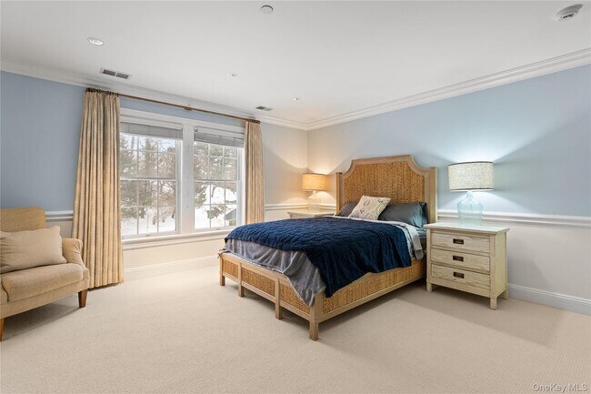 Building Photo - 1 Augusta Ct