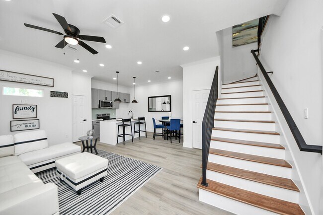 Building Photo - 9305 Jutland Rd