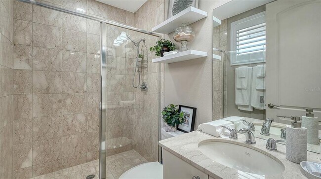 Building Photo - 235 Cocoanut Ave