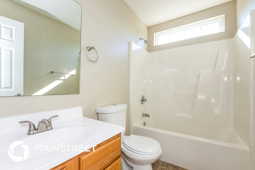 Building Photo - 11326 Anna Rose Rd