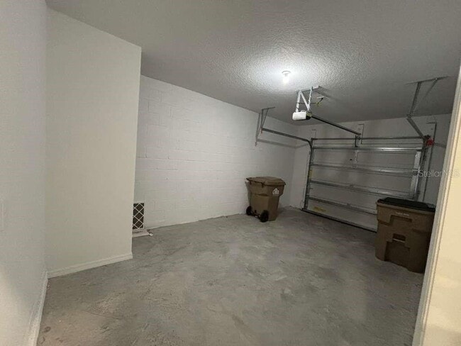 Building Photo - 16436 Happy Eagle Dr