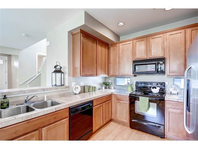 Building Photo - 2 bedroom plus loft single family home in Central Park!