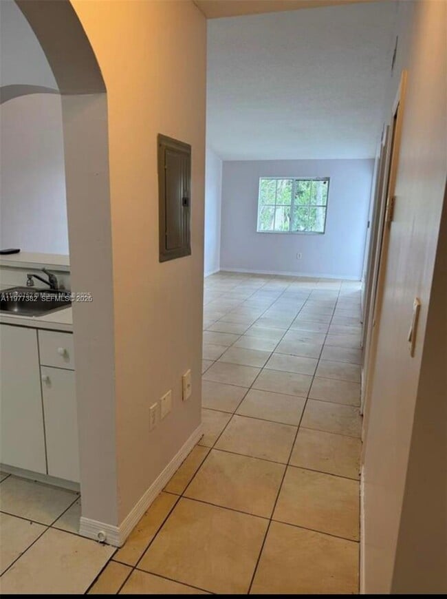 Building Photo - 1271 SE 29th St