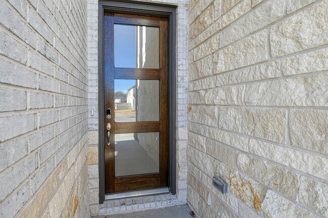 Building Photo - 17703 Rosette Grass Dr