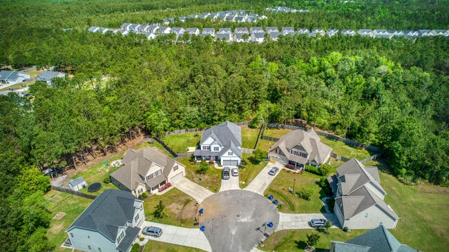 Building Photo - 412 Ponzer Ct N