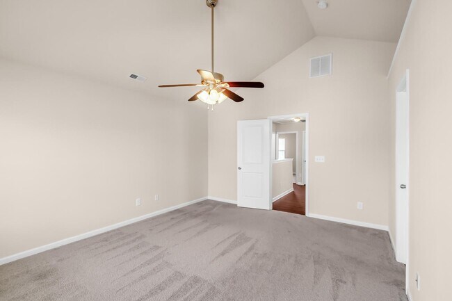 Building Photo - 2937 Westbury Ct