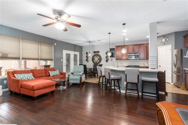 Building Photo - 5804 Pebble Ridge Dr