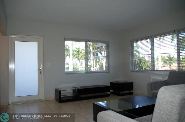 Building Photo - 600 Layne Blvd