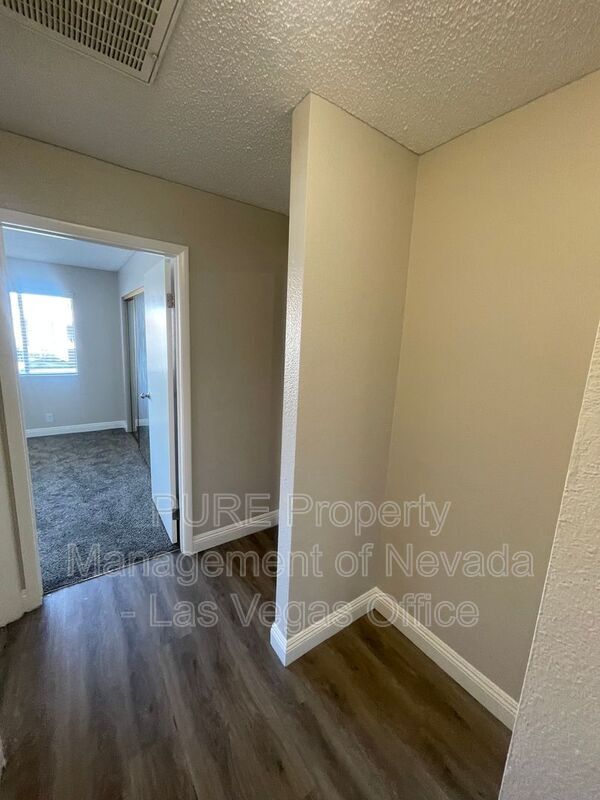 Building Photo - 1729 Jupiter Ct