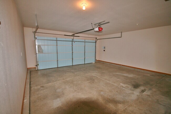 Building Photo - Cozy 4 Bed 2 Bath! Mesa School District !