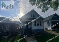 Building Photo - 10017 S La Salle St