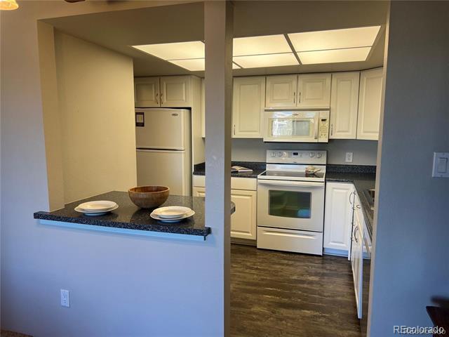 Building Photo - 13850 E Marina Dr