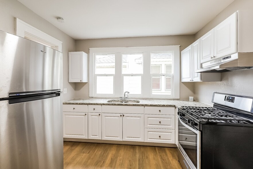 Building Photo - 38 N Pershing Ave