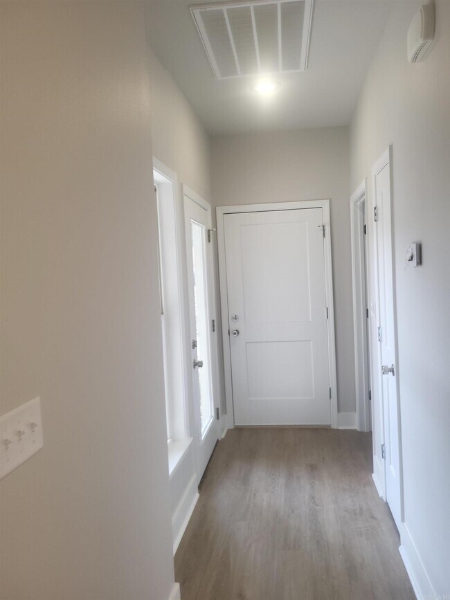 Building Photo - 1803 Aldersgate Rd