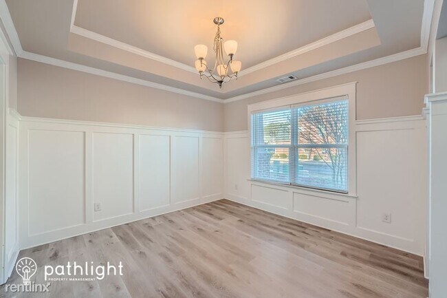 Building Photo - 5 br, 3 bath House - 2501 Wevok Way SE UNIT