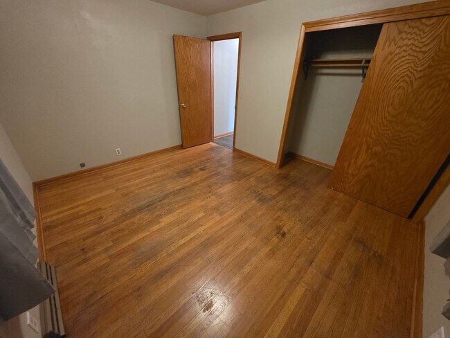 Building Photo - 1501/1503 Harding Ave