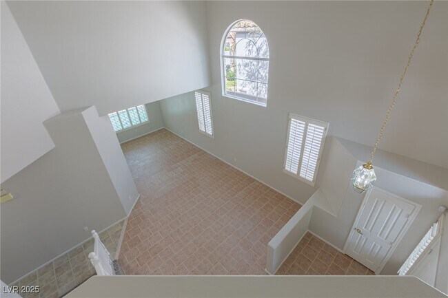 Building Photo - 2317 Sunrise Meadows Dr