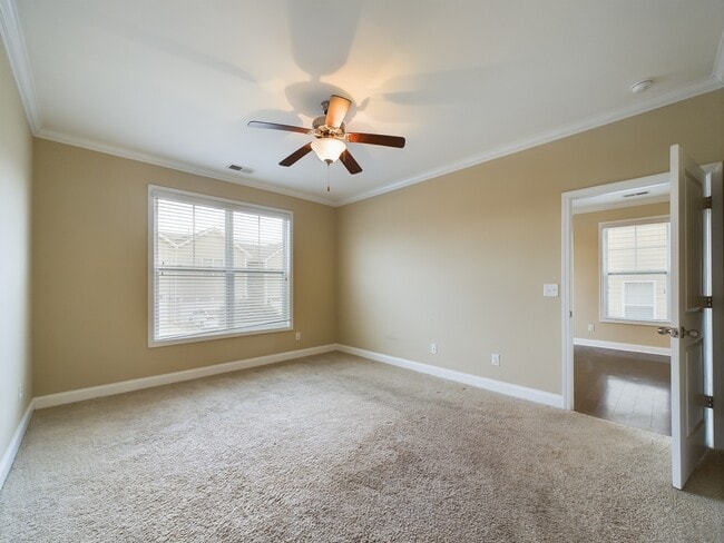 Building Photo - 5055 Gribble Ln