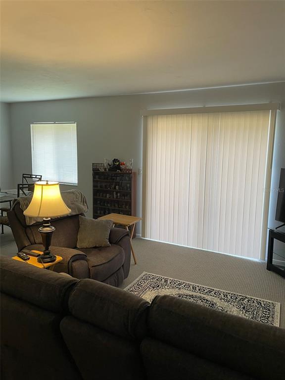 Building Photo - 2725 Hidden Lake Blvd