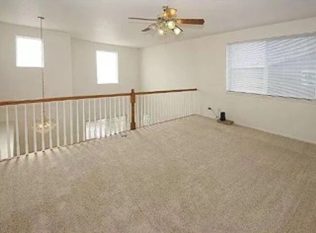 Building Photo - Multi Level Home with Fabulous Mountain Vi...