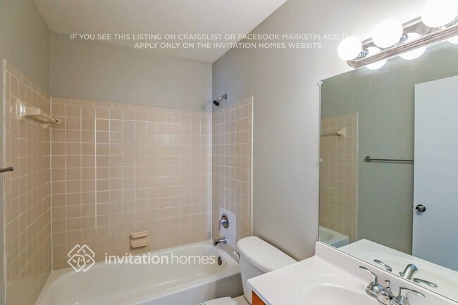 Building Photo - 5885 Eddy Ct